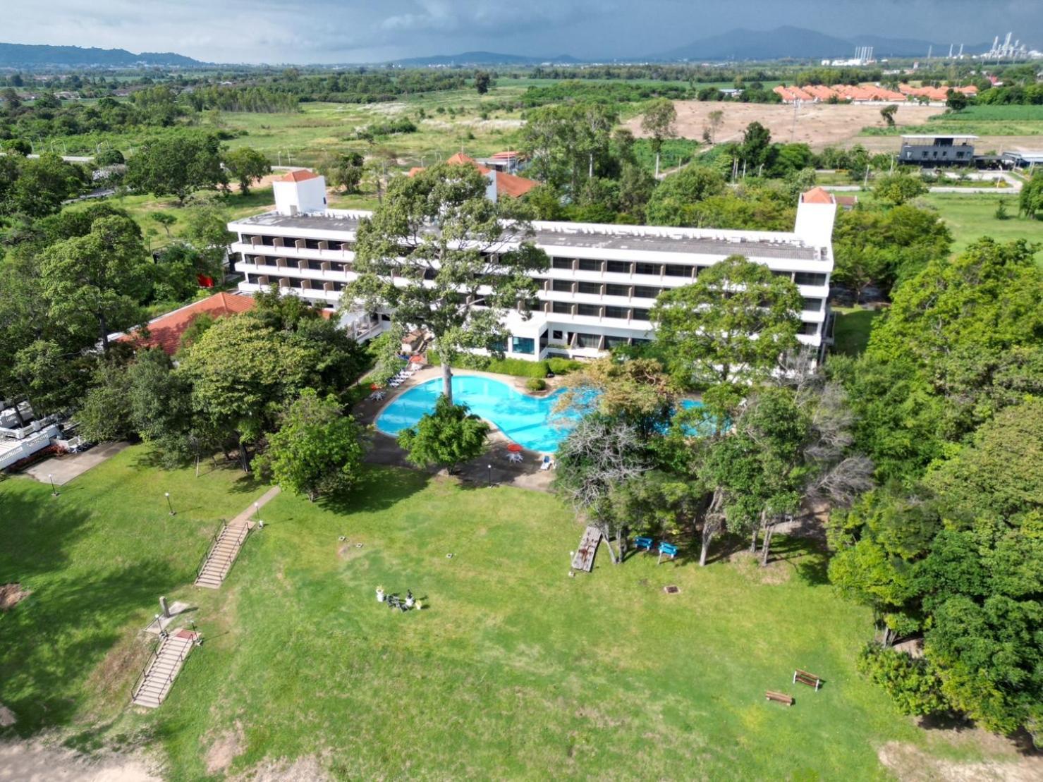 Purimas Beach Hotel & Spa Ban Chang  Exterior foto