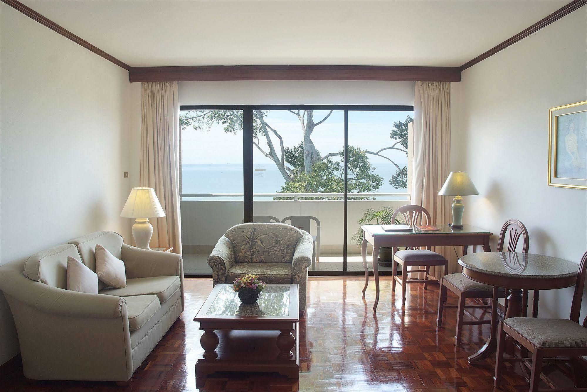 Purimas Beach Hotel & Spa Ban Chang  Exterior foto